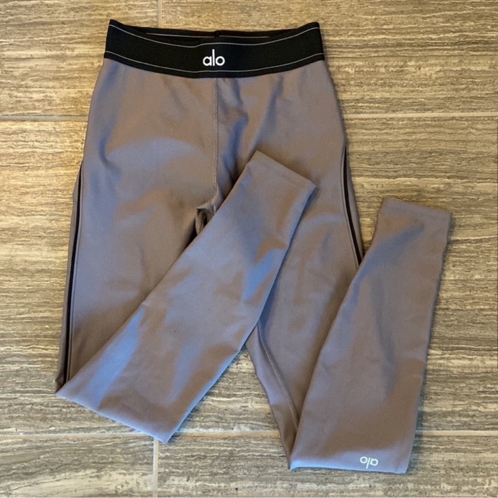 Alo Yoga Airlift Legging